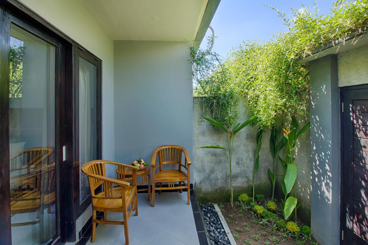 Отель The Yogasari Seminyak Экстерьер фото