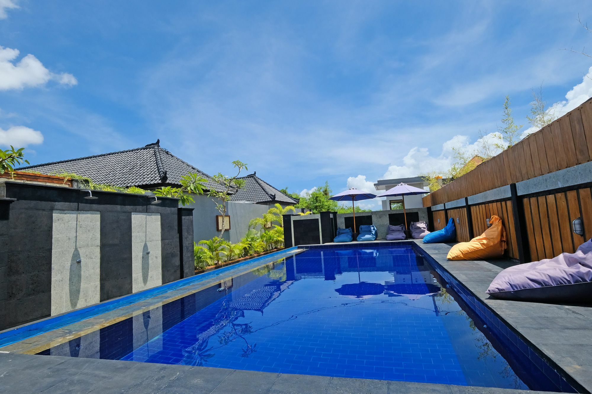 Отель The Yogasari Seminyak Экстерьер фото
